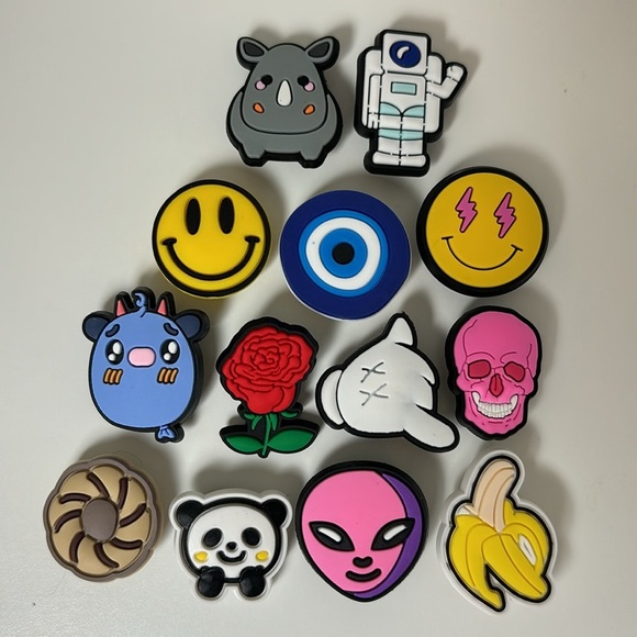 Bulk Crocs Charms ~ Jibbitz - Picture 3 of 3